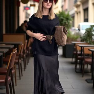 Suknja imperial crni mat saten