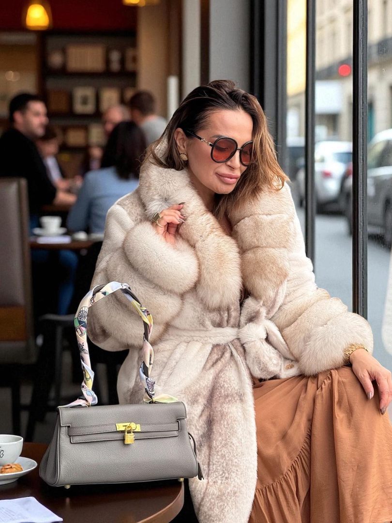 Bunda od pravog krzna sibirske lisice i alkantara RASPRODAT MODEL - Image 4