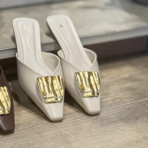 Carrano Latte Lux 030 2026